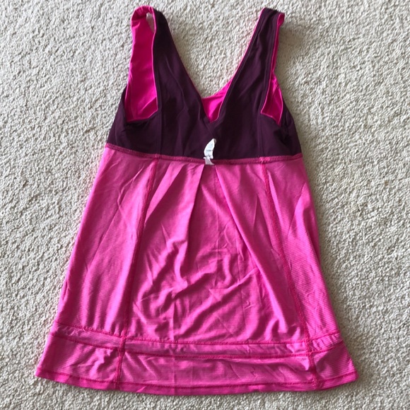 Lululemon Hustle & Bustle Yoga/Run Raspberry top Size 6 - Picture 13 of 16